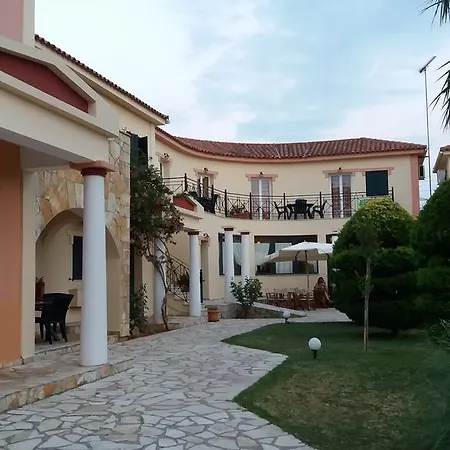 Elanthi Village Апарт-отель Каламакион