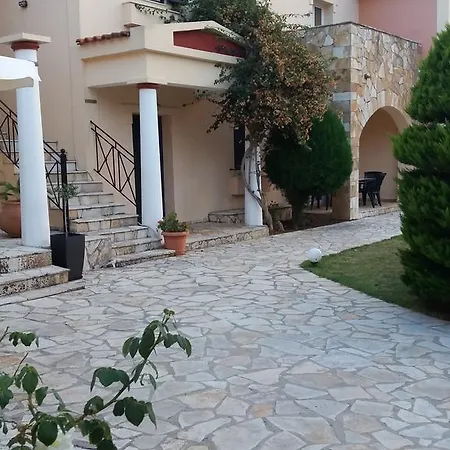 Elanthi Village Апарт-отель 2*